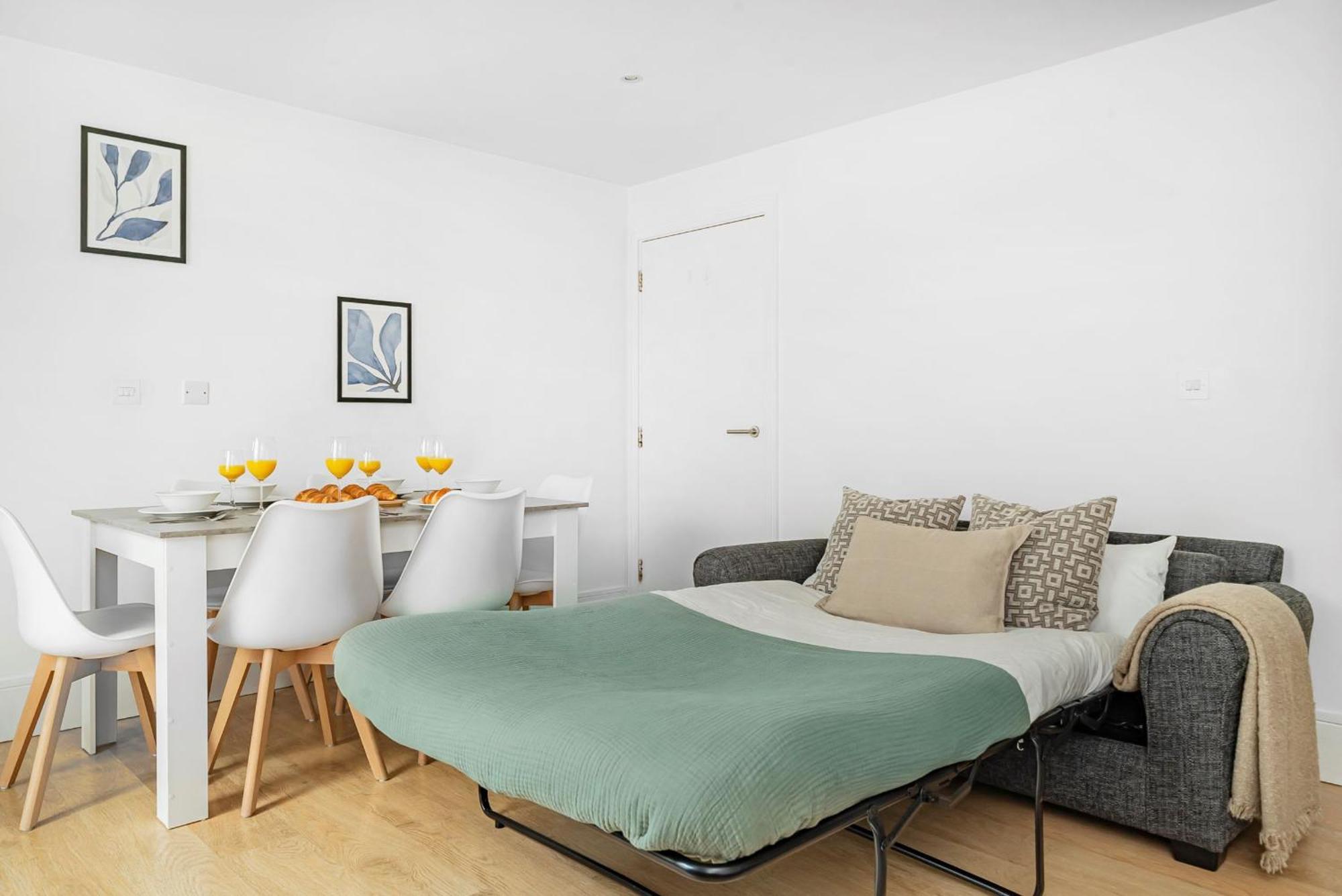 King'S Cross - 2Br With Terrace - Cityapartmentstay London Exterior photo