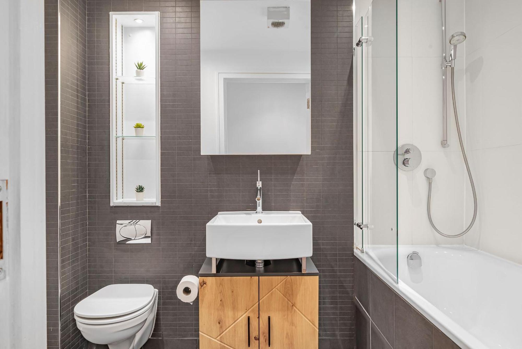 King'S Cross - 2Br With Terrace - Cityapartmentstay London Exterior photo