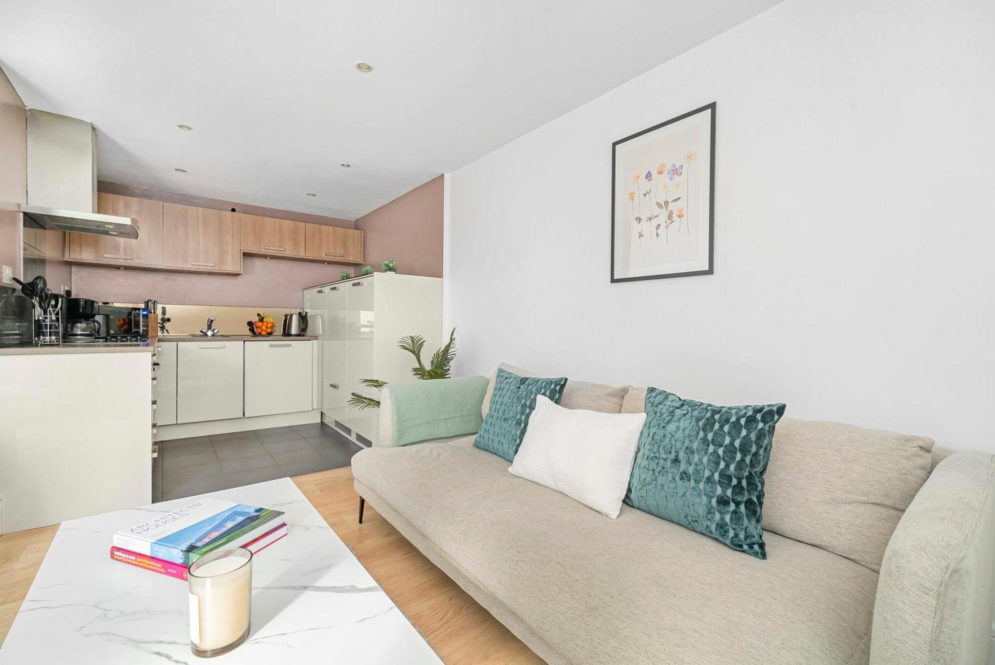King'S Cross - 2Br With Terrace - Cityapartmentstay London Exterior photo